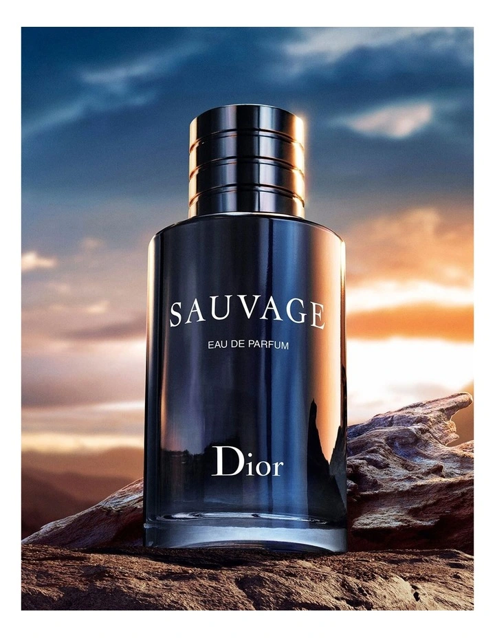 SAUVAGE PARFUM